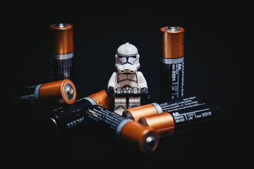 Understanding batteries used in flashlights