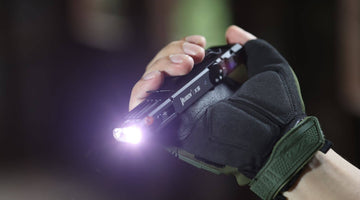 Best Tactical Flashlights for Police Duty