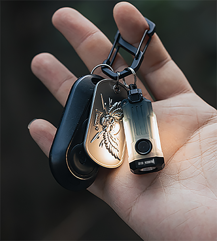 E2 Pulse necklace style