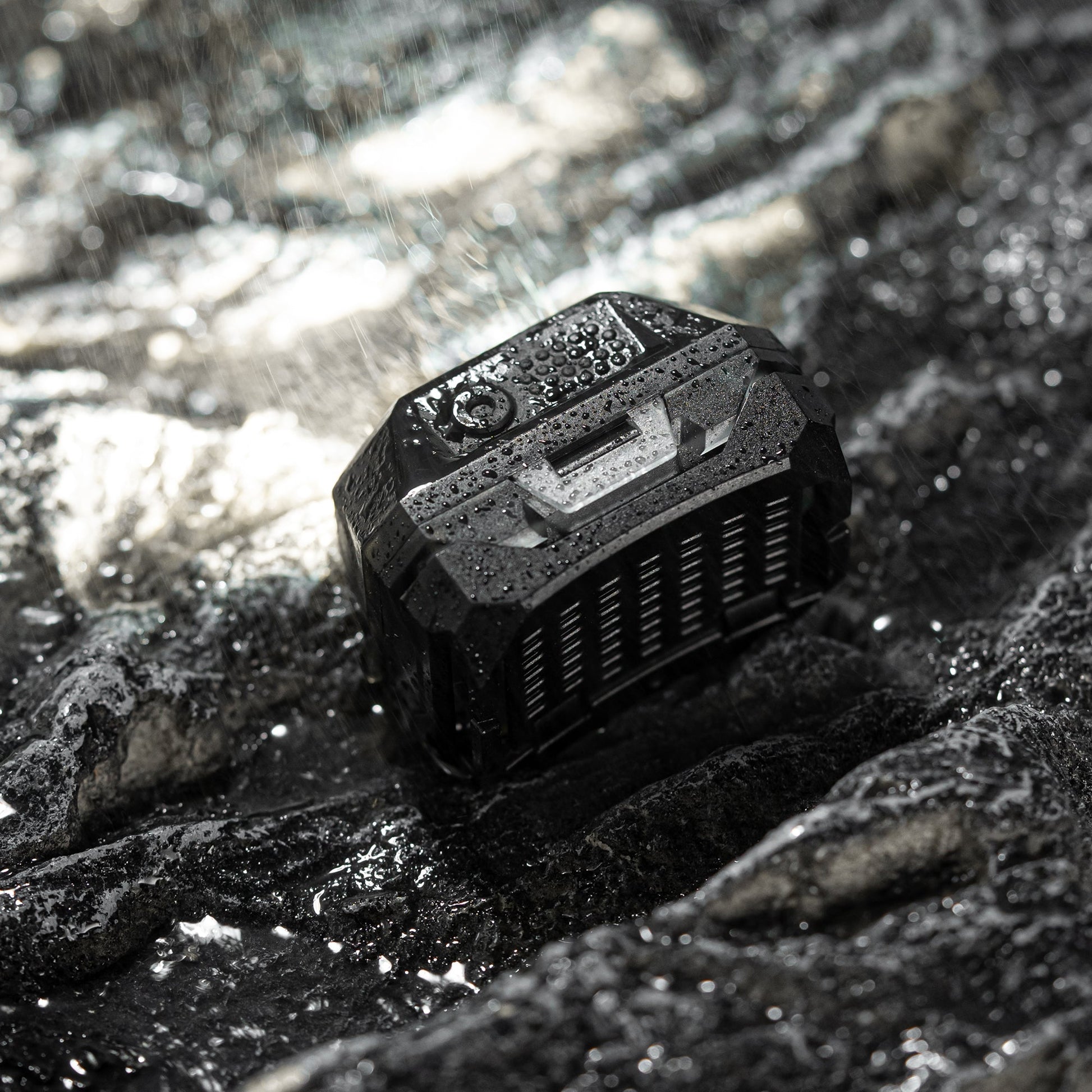 Wuben H4 Multi-function Lighting Rechargeable Hunting LED Headlamp