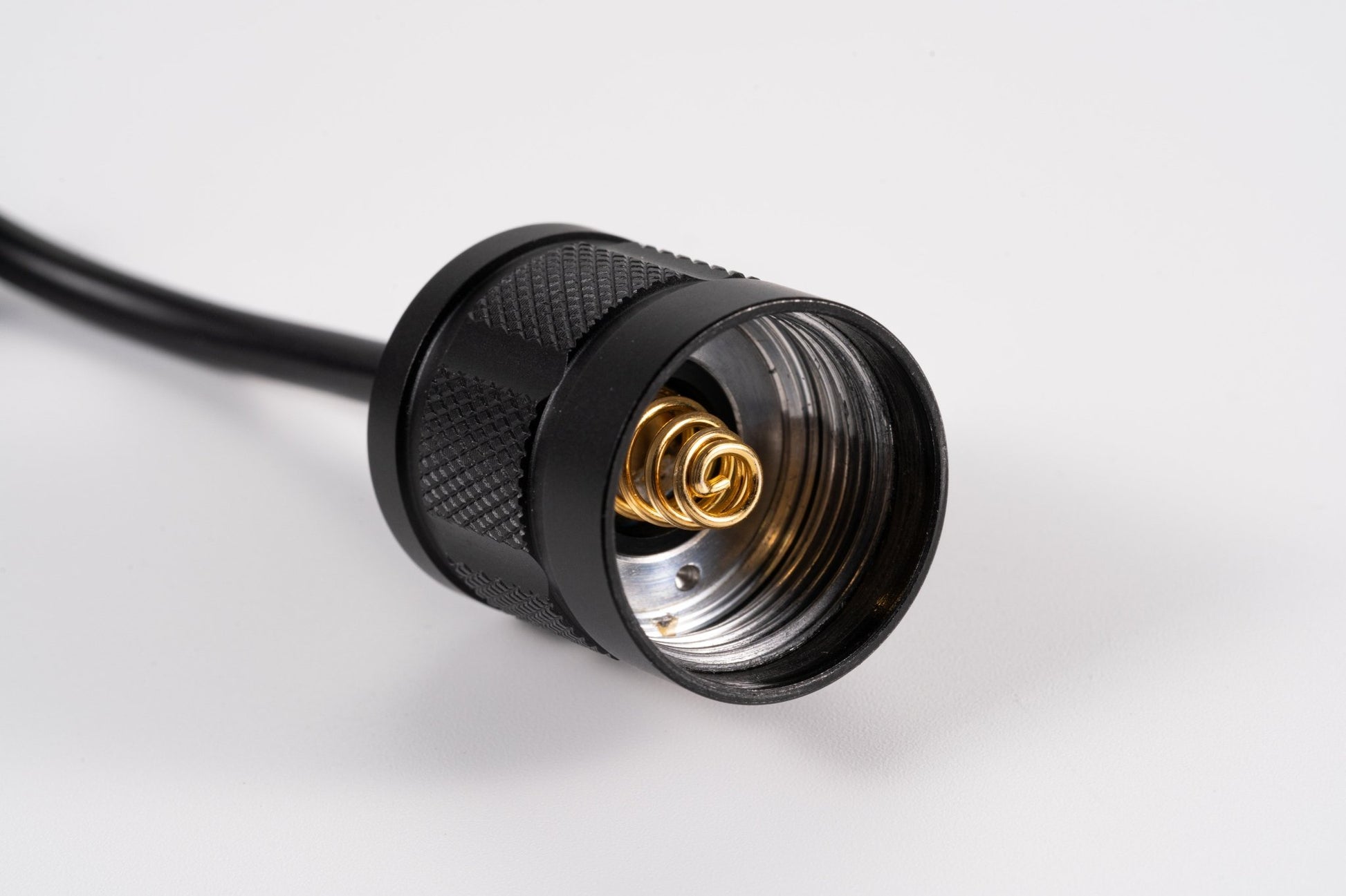 WUBEN L60 Zoomable LED Self Defense Hunting Flashlight - 1200 Lumens